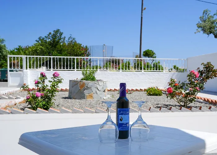 Pittas شقة فندقية 4*